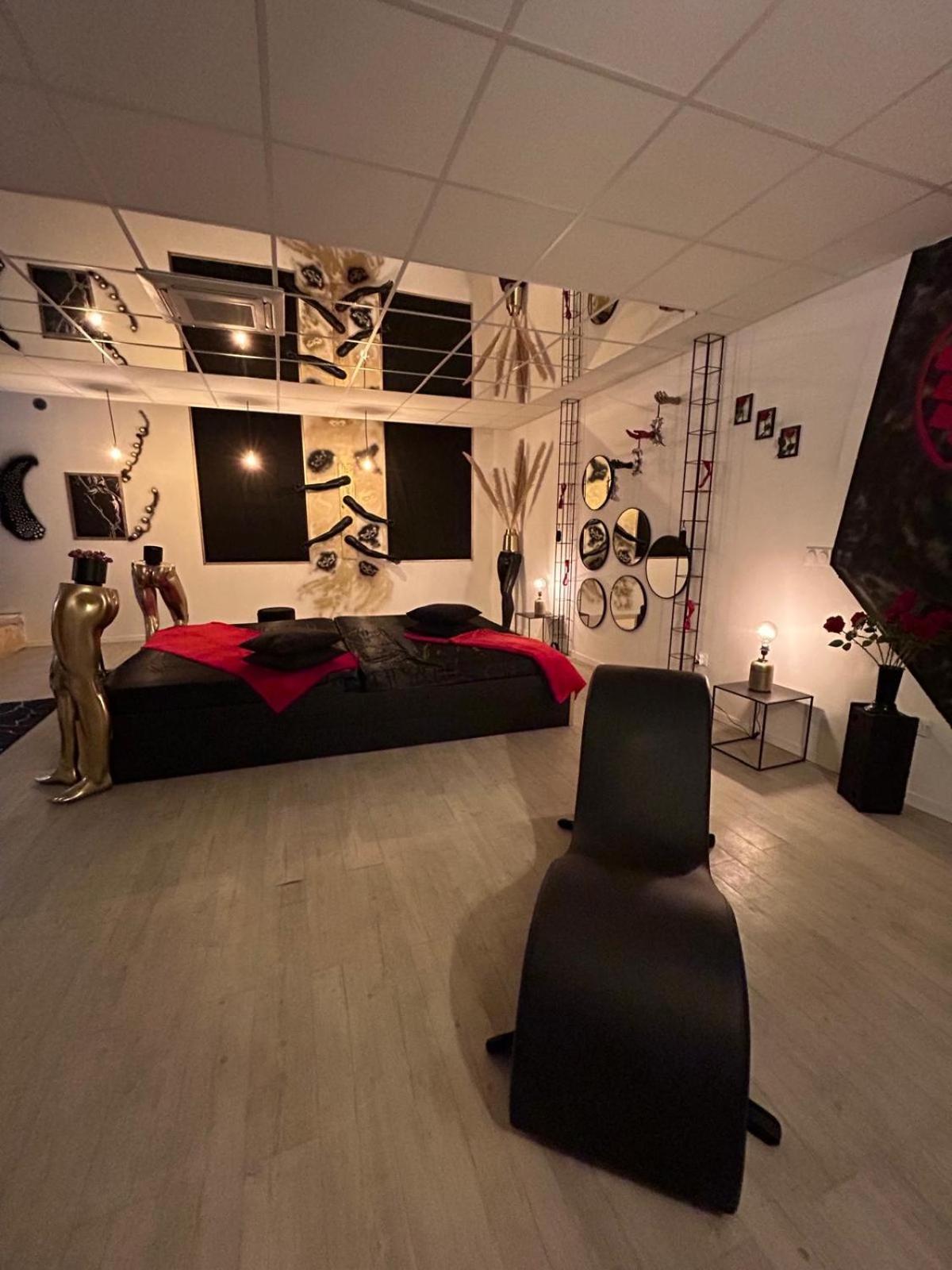 L'Escapade Sensuelle - La Love Room D'Épernay Extérieur photo