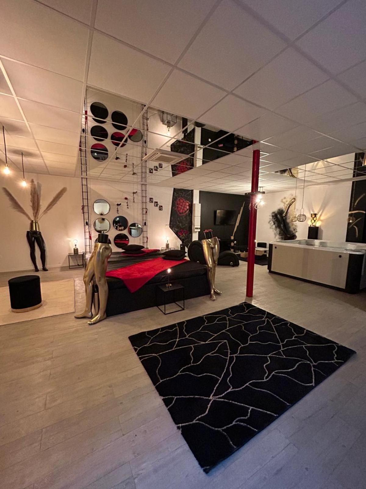 L'Escapade Sensuelle - La Love Room D'Épernay Extérieur photo