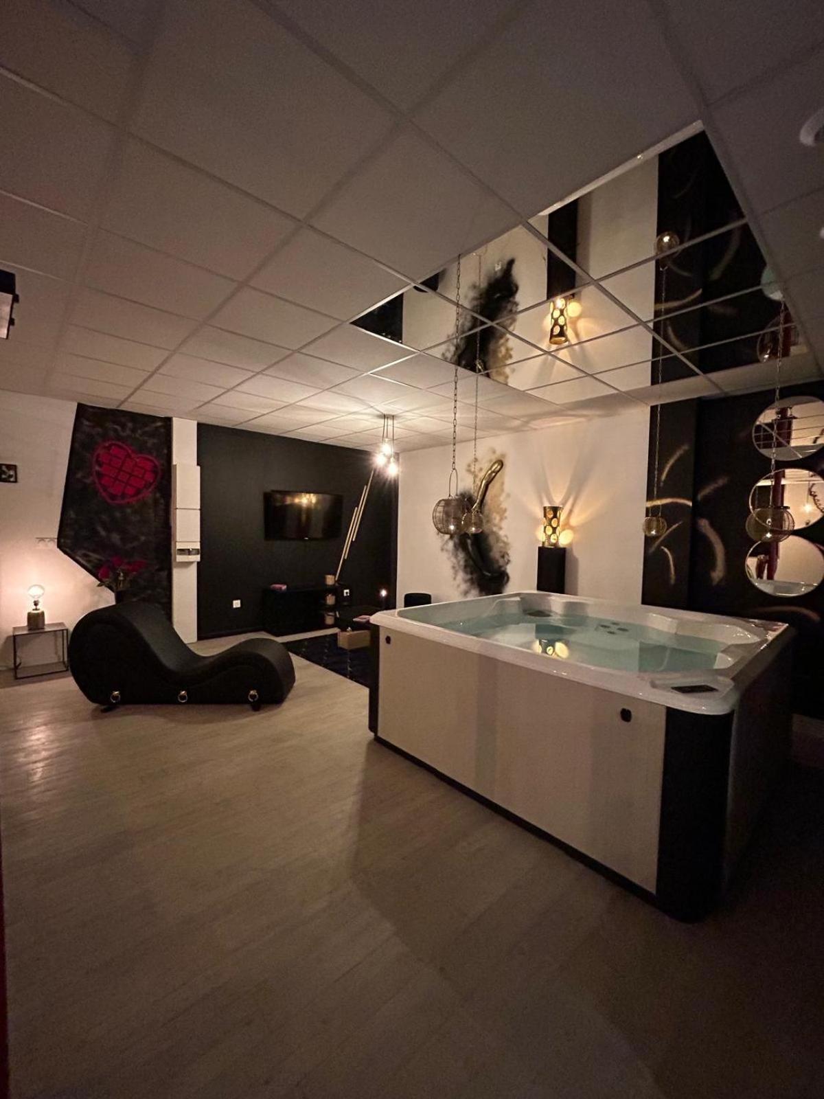 L'Escapade Sensuelle - La Love Room D'Épernay Extérieur photo